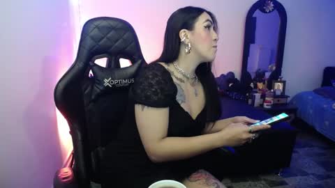 Snapshot of anastasiabasst__ chatting on February 15, 7:06 am Jennyfer.... but u can say me Anastasia online show from February 15, 7:06 am