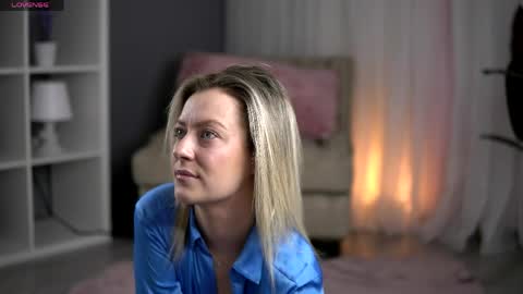 AnastasiaMills online show from April 3, 8:05 pm