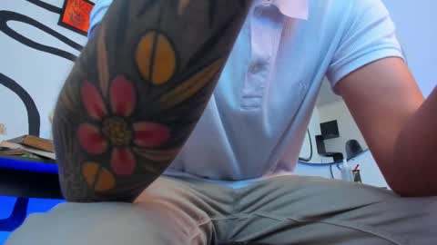 Andrs   -                   online show from November 29, 12:18 am