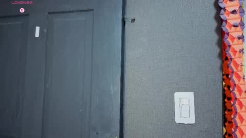 andiejones online show from October 27, 2:06 pm