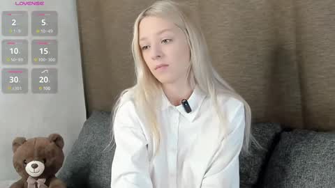 andneveragain online show from March 8, 11:16 am