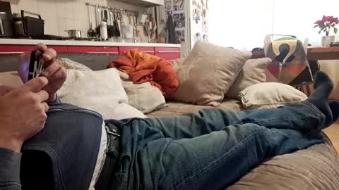 Andre online show from December 6, 1:27 pm