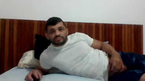 andreloko123 online show from November 25, 1:26 am