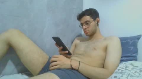 andres129494 online show from December 19, 3:13 am