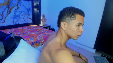 IM ANDRES online show from April 7, 4:47 am