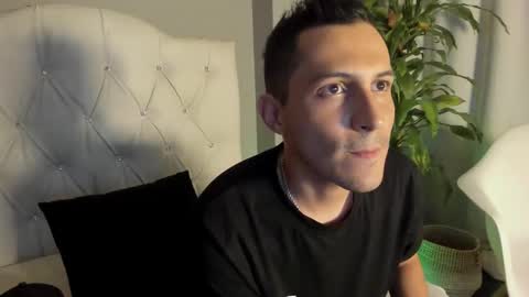 andres_marinn online show from January 15, 11:19 pm