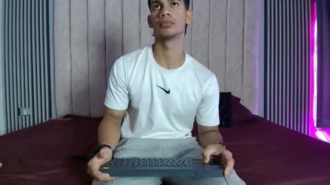 ANDRES  online show from September 18, 5:22 am