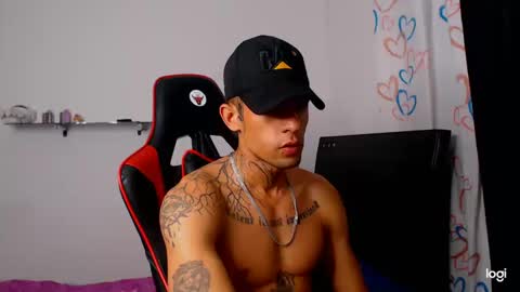 Andres white online show from October 17, 4:38 am