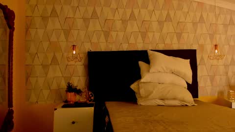 andres gandy online show from April 22, 2:52 am