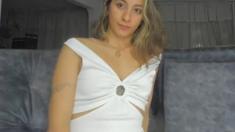 Isa  --------- online show from February 28, 12:21 am