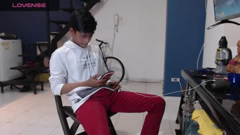 Andres Dean online show from February 11, 3:18 am