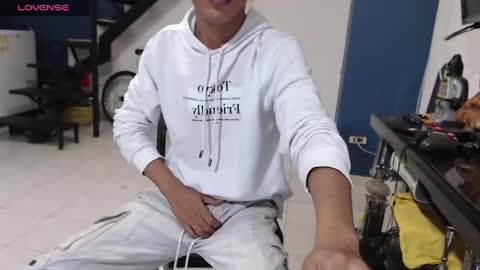 Andres Dean online show from December 7, 12:14 am