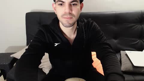 Andrew online show from December 30, 1:58 am