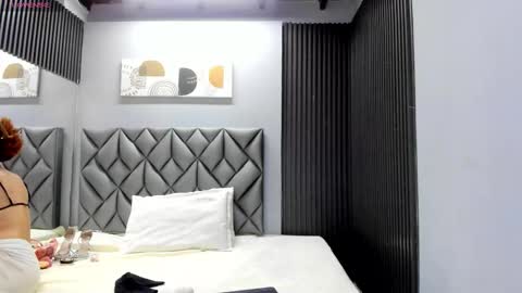 Andrew Taylor0 online show from February 3, 6:22 am