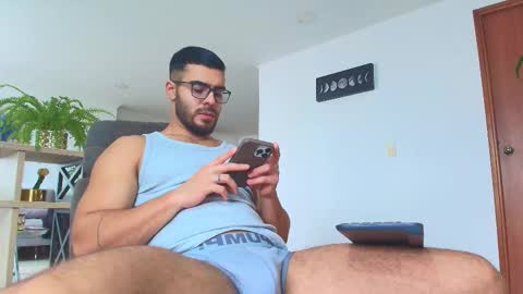 ANDREW WEST online show from November 10, 12:52 pm