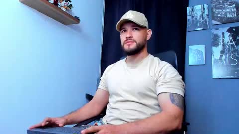 Andrew Diaz online show from November 30, 9:05 am