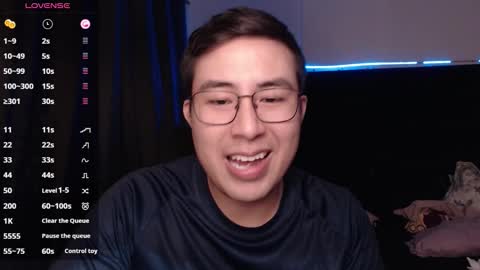 andrewmhilton_ online show from November 8, 8:06 am