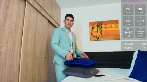 andrewstelee online show from January 13, 11:51 am