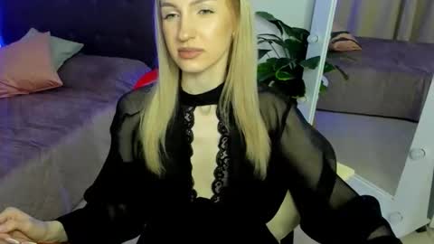 andrianabelle online show from January 10, 5:51 pm