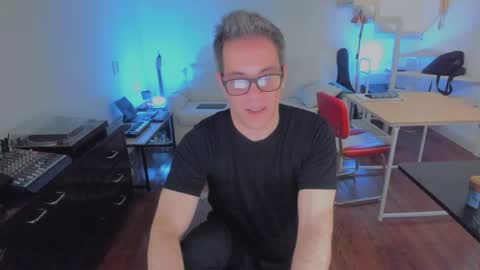 Snapshot of andy0pandi chatting on September 19, 3:16 pm Andrew online show from September 19, 3:16 pm