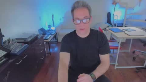 Snapshot of andy0pandi chatting on September 25, 4:36 pm Andrew online show from September 25, 4:36 pm