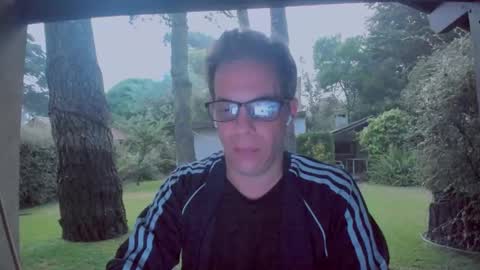 Snapshot of andy0pandi chatting on January 24, 8:55 am Andrew online show from January 24, 8:55 am