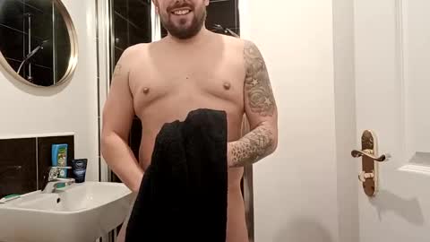 andy248240 online show from January 3, 8:11 pm