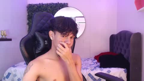 andy_dan1 online show from March 7, 5:06 pm