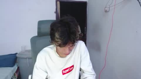 andy_dan1 online show from June 7, 8:52 am
