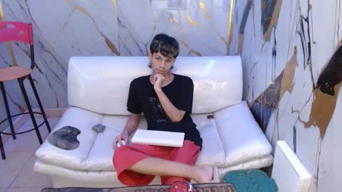 andy_dan1 online show from April 24, 9:06 pm