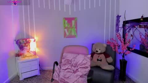 Andrea online show from October 30, 2:28 pm