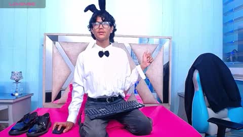 andy online show from October 3, 12:24 pm