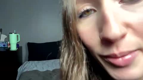 andyhayes69 online show from February 24, 1:46 am