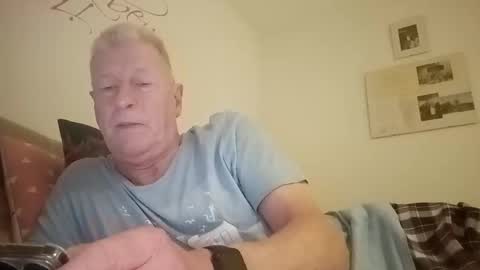 andyk1704 online show from January 27, 4:41 am