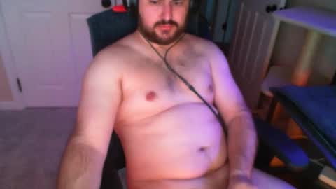 andysaurus_rex1 online show from April 19, 11:29 pm