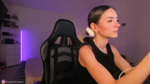      online show from January 7, 3:11 am