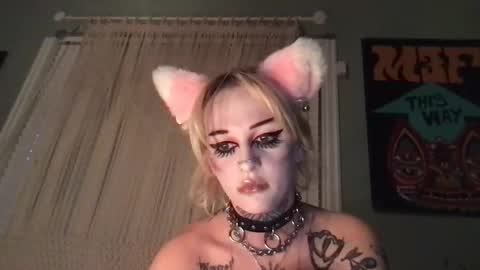 ang3lmorgu3 online show from December 15, 12:17 am