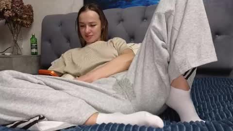 ange1ok online show from February 10, 2:53 pm