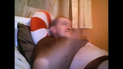 Angel online show from February 7, 6:44 pm