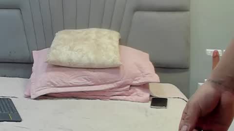 Angel online show from November 12, 3:20 am