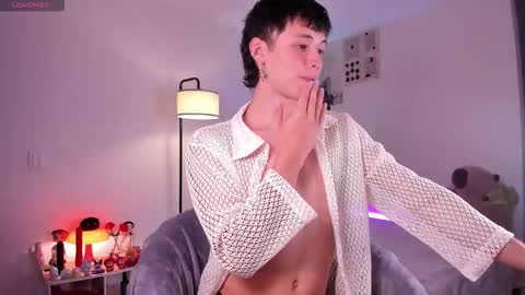 Angel   help me with 100 thumbs up online show from November 3, 10:22 pm