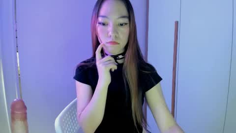 Luluu Chu  online show from May 27, 8:06 pm