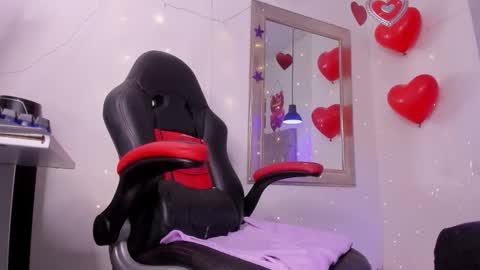 angel hardy online show from April 22, 12:01 pm