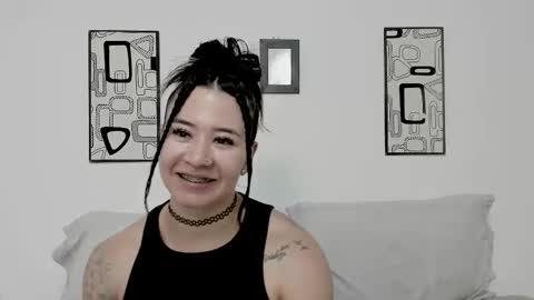 Angel online show from February 4, 6:45 pm