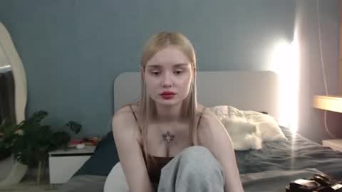 Angela online show from June 14, 6:04 am