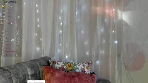 Snapshot of angel_smile18 chatting on February 17, 5:44 pm angel online show from February 17, 5:44 pm