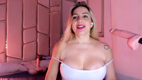 Angel  online show from April 17, 9:50 pm