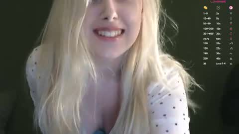 Chloe  my friend kkkatexo online show from July 27, 9:23 pm