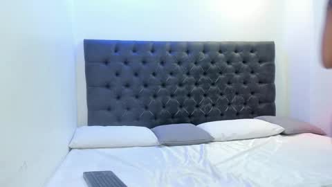angela_rendon online show from May 22, 11:17 am