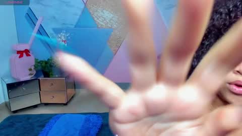 Angela online show from March 8, 9:50 am